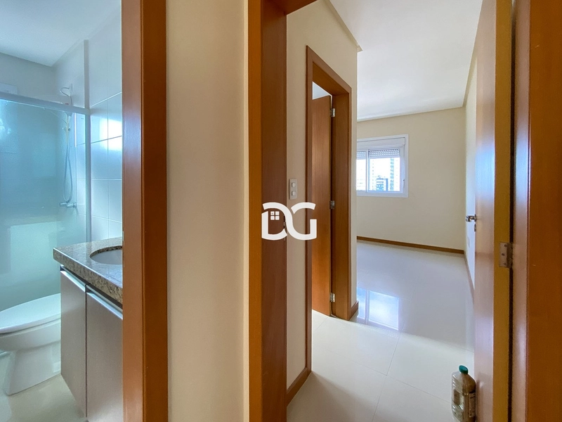 Amplo, iluminado e muito bem localizado! Este apartamento com 88,14m²: 15ª foto da galeria de imagens do imóvel