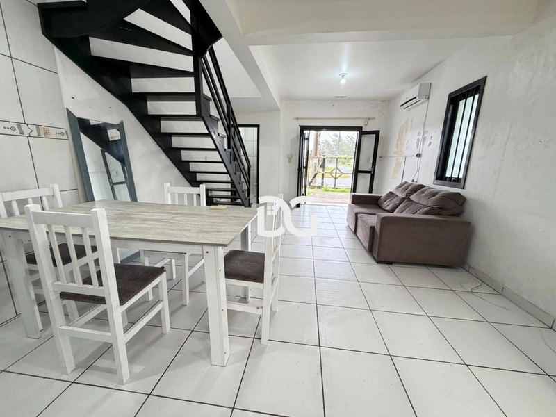 Duplex com 2 suites: 1ª foto da galeria de imagens do imóvel