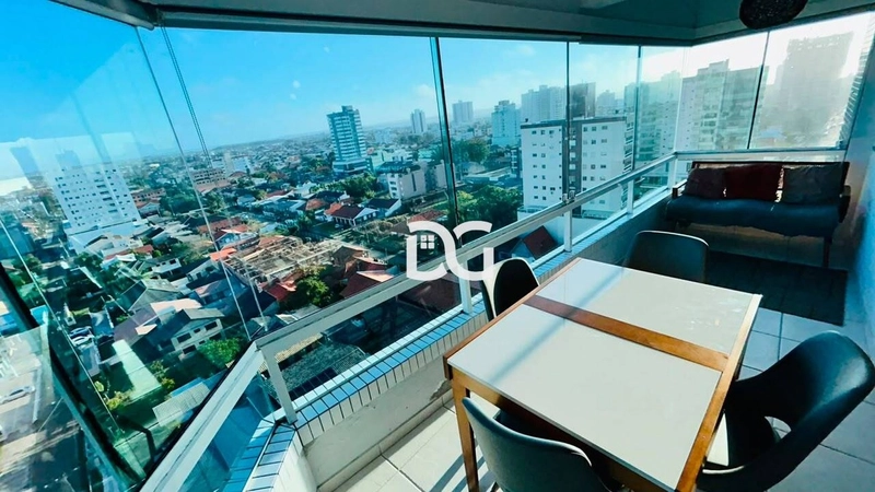 Apartamento aconchegante e bem distribuído com sacada: 6ª foto da galeria de imagens do imóvel