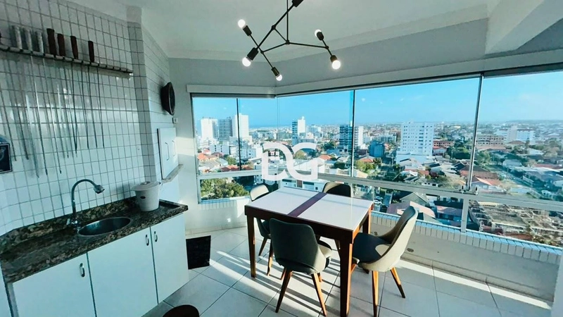 Apartamento aconchegante e bem distribuído com sacada: 5ª foto da galeria de imagens do imóvel
