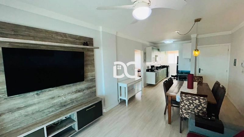 Apartamento aconchegante e bem distribuído com sacada: 4ª foto da galeria de imagens do imóvel
