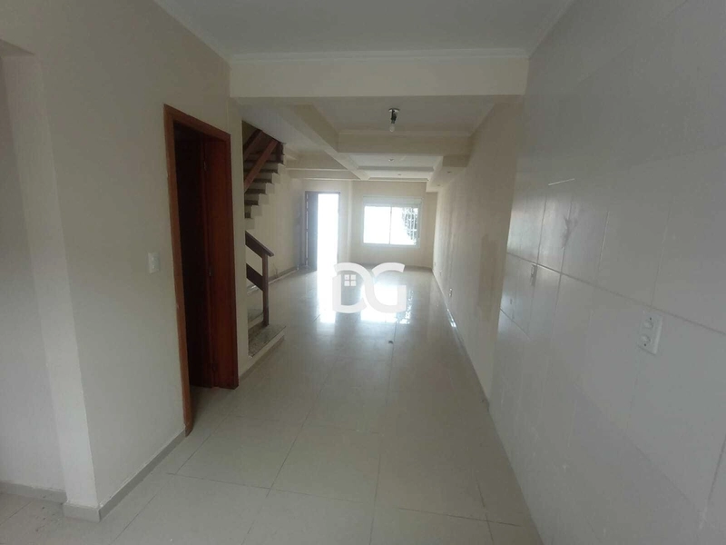 Duplex moderno e aconchegante, ideal para quem busca conforto: 2ª foto da galeria de imagens do imóvel