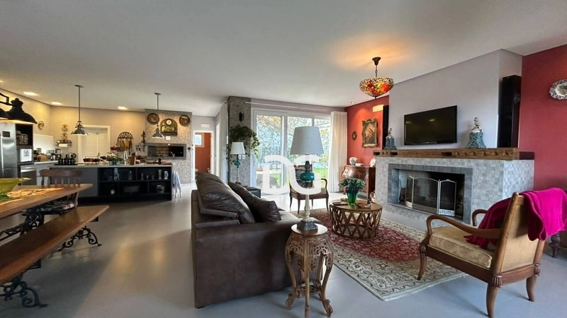 Apresentamos esta belíssima casa térrea com 3 suítes: 4ª foto da galeria de imagens do imóvel