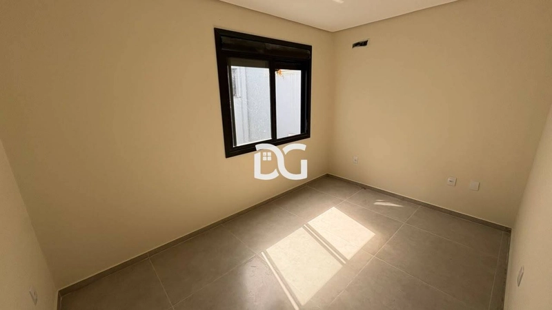 Casa geminada com excelente distribuição dos ambientes: 9ª foto da galeria de imagens do imóvel