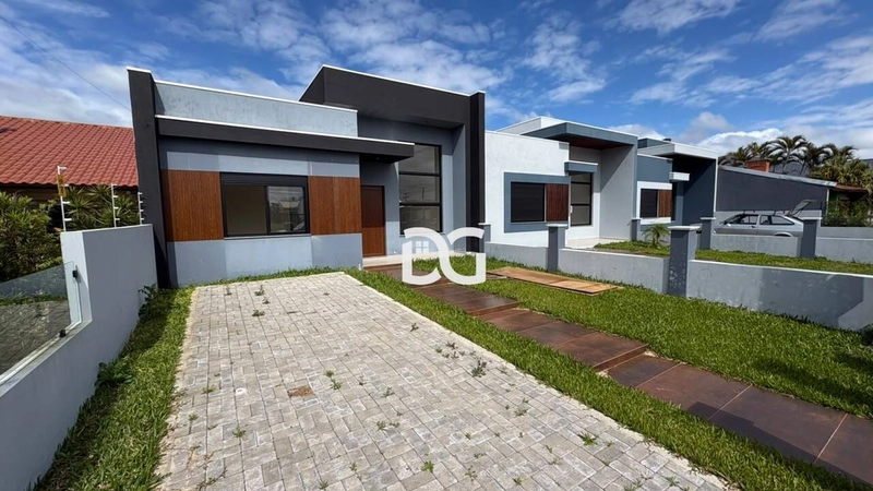 Casa geminada com excelente distribuição dos ambientes: 2ª foto da galeria de imagens do imóvel