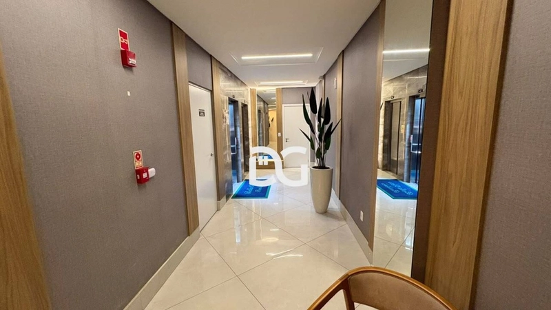 Apartamento amplo e confortável, composto por 5 dorm. e 3 suites: 4ª foto da galeria de imagens do imóvel