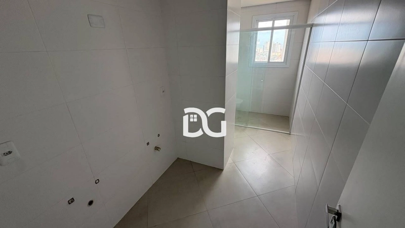 Apartamento amplo e confortável, composto por 5 dorm. e 3 suites: 19ª foto da galeria de imagens do imóvel