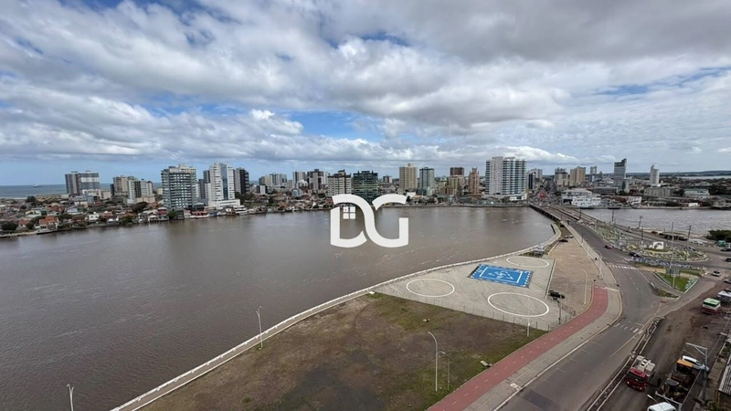 Apartamento amplo e confortável, composto por 5 dorm. e 3 suites: 10ª foto da galeria de imagens do imóvel