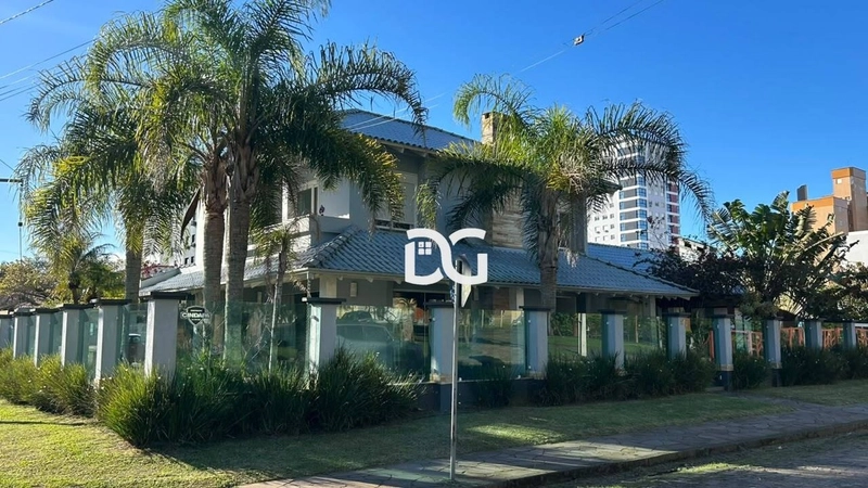 Casa de 3 dormitórios em excelente localização: 3ª foto da galeria de imagens do imóvel