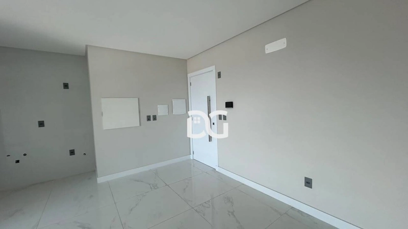 Viver aqui é desfrutar do melhor do litoral com estilo e praticidade.: 3ª foto da galeria de imagens do imóvel