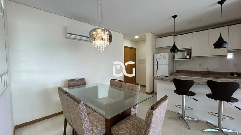 partamento de 2 quartos (sendo 1 suíte) oferece uma vista para lagoa: 2ª foto da galeria de imagens do imóvel