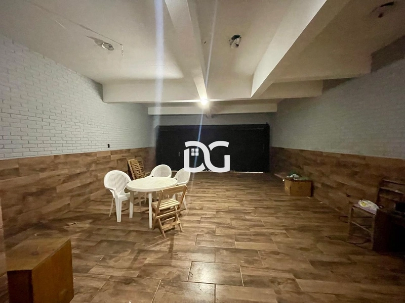 Excelente casa localizada a 01 quadra do mar com 5 dormitórios: 25ª foto da galeria de imagens do imóvel