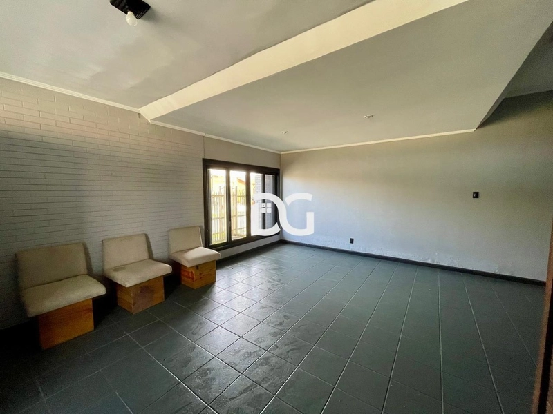 Excelente casa localizada a 01 quadra do mar com 5 dormitórios: 8ª foto da galeria de imagens do imóvel