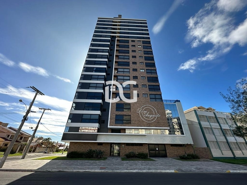 Belíssimo apartamento com vista perene para o mar