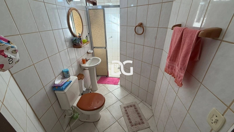 Excelente duplex, ideal para quem busca conforto, em condomínio.: 12ª foto da galeria de imagens do imóvel