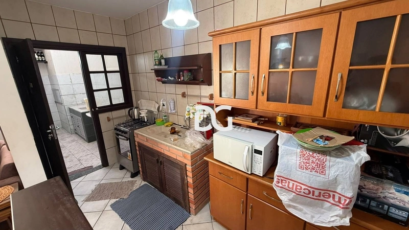 Excelente duplex, ideal para quem busca conforto, em condomínio.: 5ª foto da galeria de imagens do imóvel