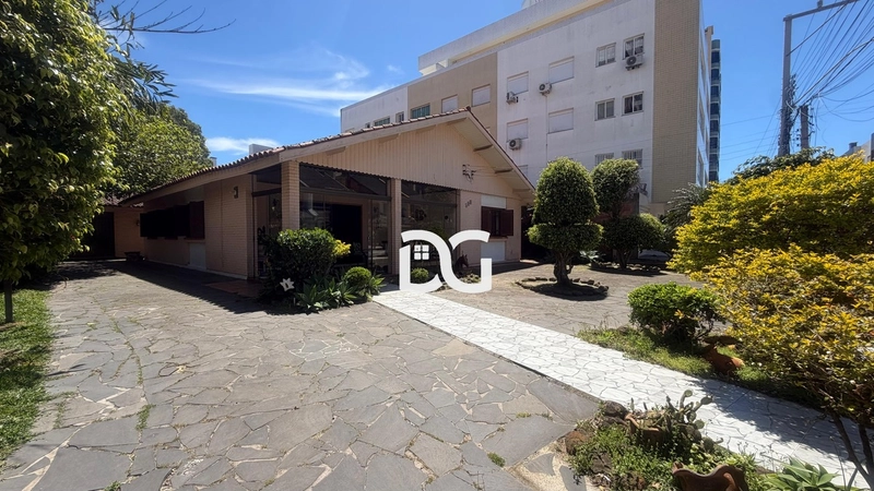 Excelente oportunidade! Casa ao lado da Av. da Igreja a com 2 terrenos: 2ª foto da galeria de imagens do imóvel