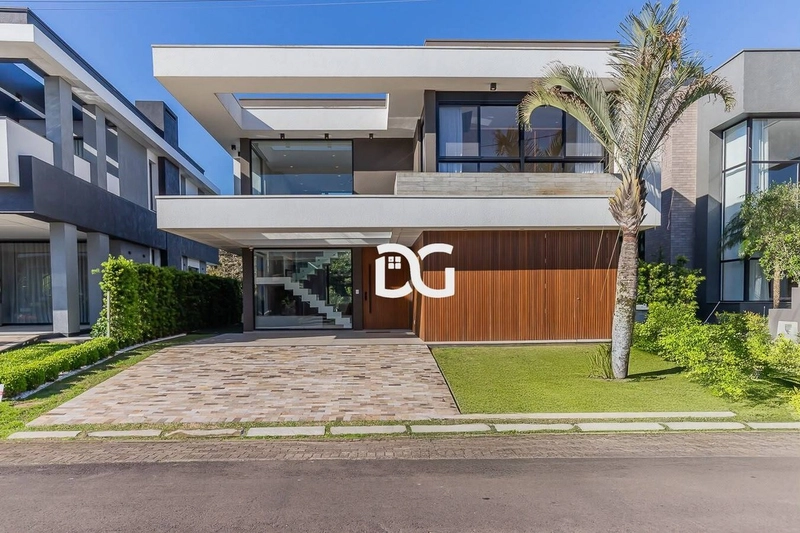 Casa de alto padrão em condomínio: 1ª foto da galeria de imagens do imóvel