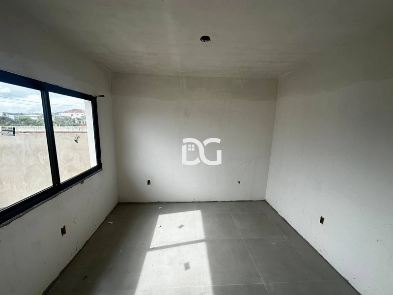 Casa ampla e bem distribuída, composta por 2 dormitórios: 12ª foto da galeria de imagens do imóvel