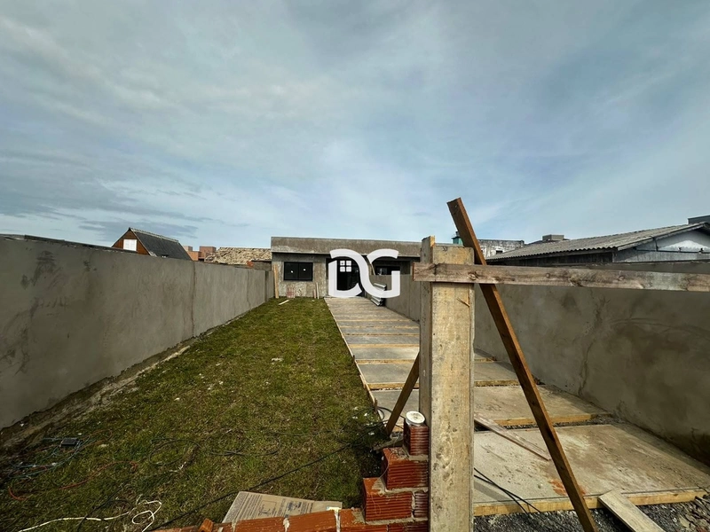 Casa ampla e bem distribuída, composta por 2 dormitórios: 7ª foto da galeria de imagens do imóvel