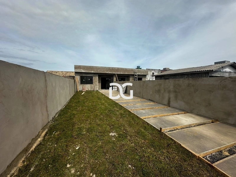 Casa ampla e bem distribuída, composta por 2 dormitórios: 6ª foto da galeria de imagens do imóvel