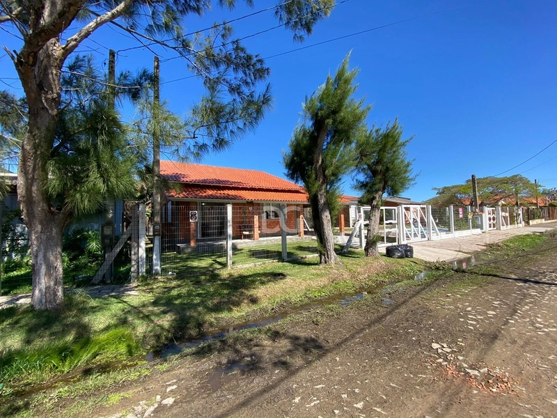 Casa a venda no centro de Tramandaí-RS: 29ª foto da galeria de imagens do imóvel