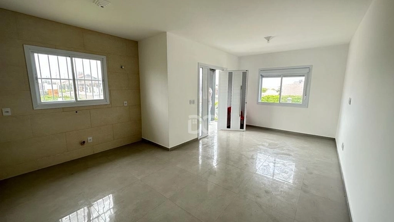Casa nova a poucos metros do mar para venda.: 5ª foto da galeria de imagens do imóvel