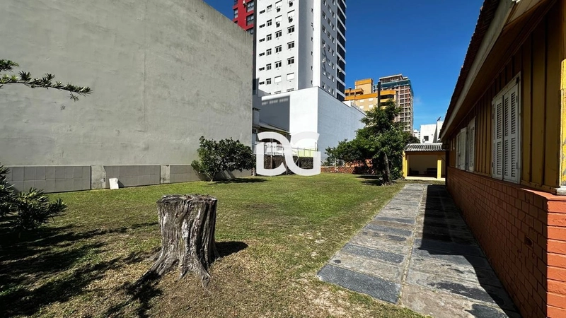 2 lotes na Avenida Flores da Cunha com índice para construção/prédio: 5ª foto da galeria de imagens do imóvel