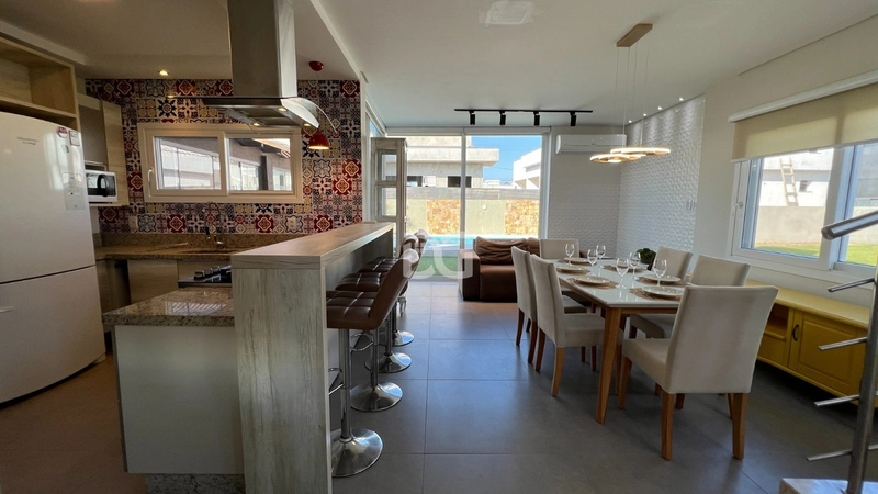 Exuberante casa no Condomínio Marítimo em Tramandaí: 7ª foto da galeria de imagens do imóvel