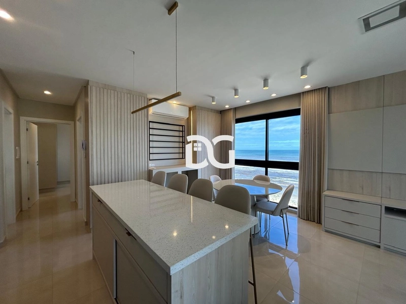 Deslumbrante apartamento com vista eterna para o mar: 12ª foto da galeria de imagens do imóvel