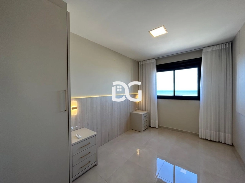 Deslumbrante apartamento com vista eterna para o mar: 31ª foto da galeria de imagens do imóvel