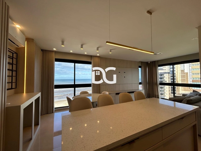 Deslumbrante apartamento com vista eterna para o mar: 19ª foto da galeria de imagens do imóvel
