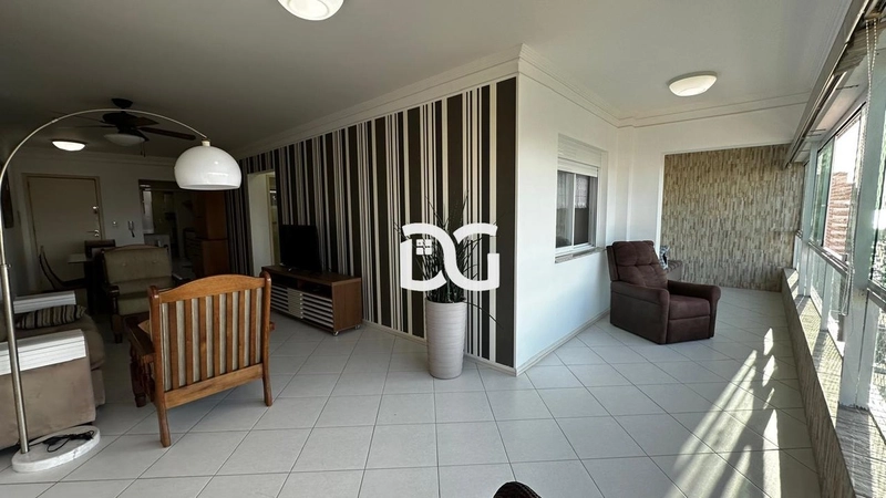 AMPLO APARTAMENTO MOBILIADO PARA VENDA NO CENTRO, DE FRENTE E 2 VAGAS: 15ª foto da galeria de imagens do imóvel