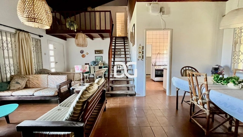 Sobrado de 6 dormitórios: 5ª foto da galeria de imagens do imóvel