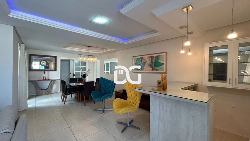 Casa ampla com piscina em zona nobre de Tramandaí: 5ª foto da galeria de imagens do imóvel