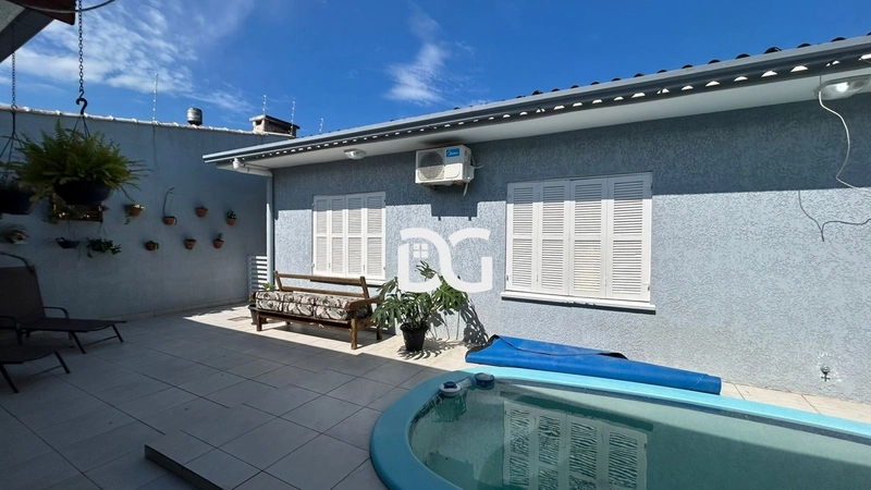 Casa ampla com piscina em zona nobre de Tramandaí: 27ª foto da galeria de imagens do imóvel