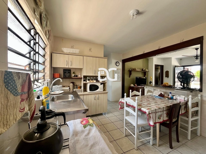 Casa próxima ao centro de Tramandaí-RS: 16ª foto da galeria de imagens do imóvel