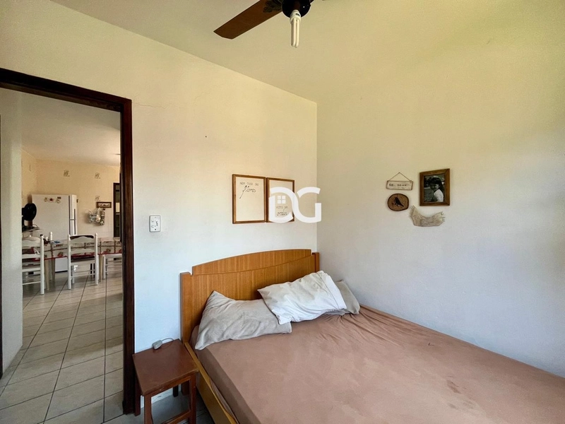 Casa próxima ao centro de Tramandaí-RS: 33ª foto da galeria de imagens do imóvel