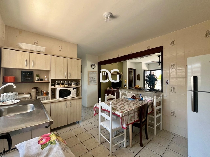 Casa próxima ao centro de Tramandaí-RS: 17ª foto da galeria de imagens do imóvel