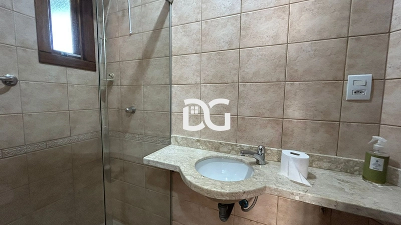 Casa ampla e funcional, composta por 3 dormitórios bem iluminados: 20ª foto da galeria de imagens do imóvel