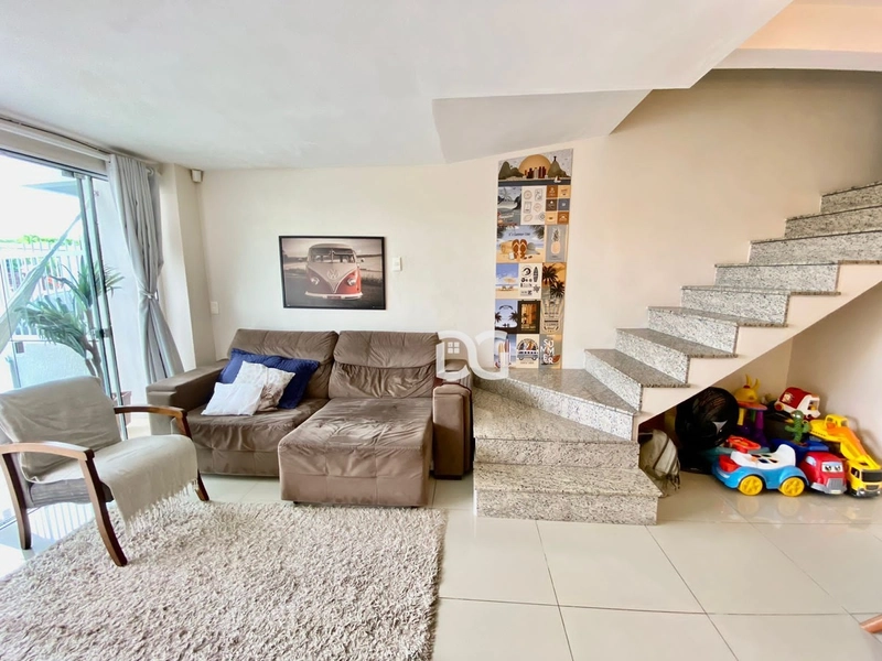 Sobrado duplex em região de moradores: 6ª foto da galeria de imagens do imóvel