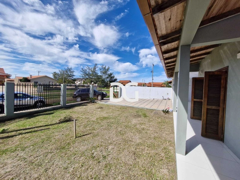 Excelente casa para venda em Tramandaí: 4ª foto da galeria de imagens do imóvel