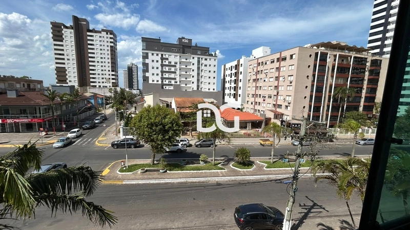 Apartamento com sacada para avenida da igreja: 12ª foto da galeria de imagens do imóvel