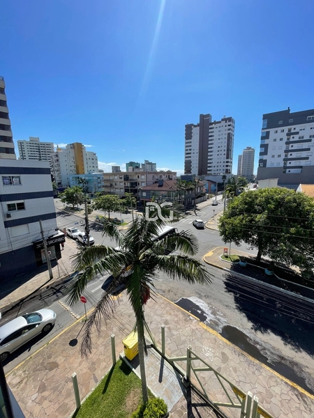 Apartamento com sacada para avenida da igreja: 12ª foto da galeria de imagens do imóvel