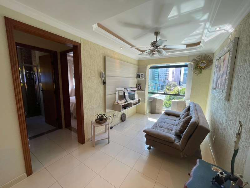 Apartamento com sacada para avenida da igreja: 4ª foto da galeria de imagens do imóvel