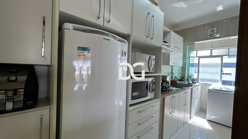 Apartamento com sacada para avenida da igreja: 15ª foto da galeria de imagens do imóvel