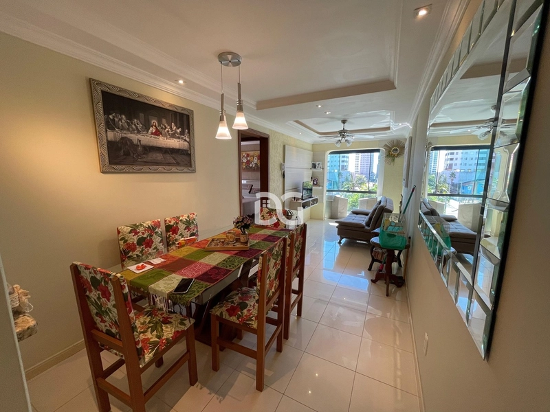 Apartamento com sacada para avenida da igreja: 3ª foto da galeria de imagens do imóvel