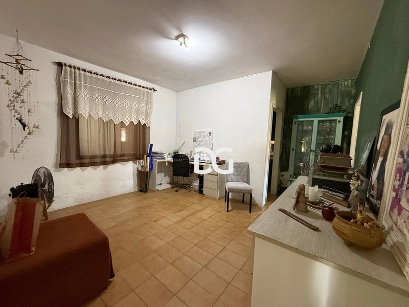 Casa térrea de esquina, ideal para quem busca conforto e praticidade.: 14ª foto da galeria de imagens do imóvel