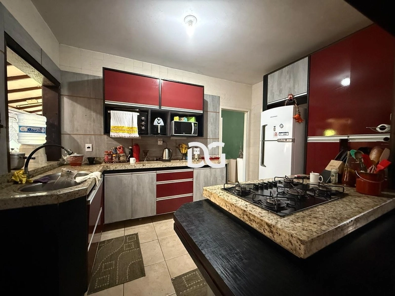 Casa térrea de esquina, ideal para quem busca conforto e praticidade.: 8ª foto da galeria de imagens do imóvel