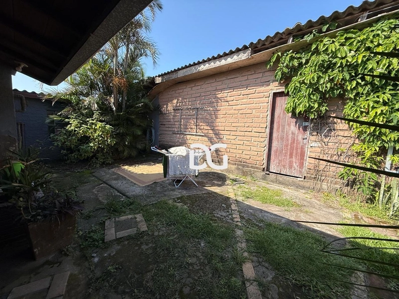 Casa térrea de esquina, ideal para quem busca conforto e praticidade.: 5ª foto da galeria de imagens do imóvel